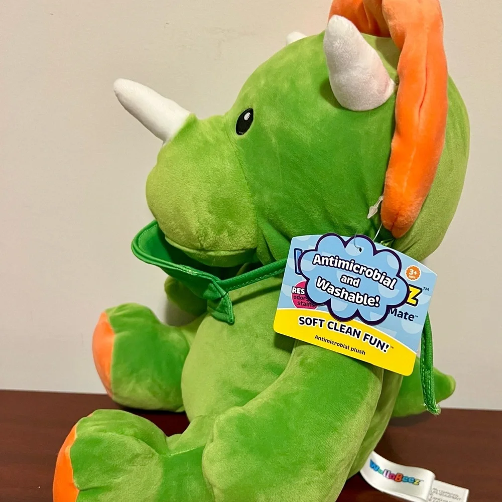 WelloBeez Mask Mate Triceratops Dinosaur Green Antimicrobial Washable Plush NEW